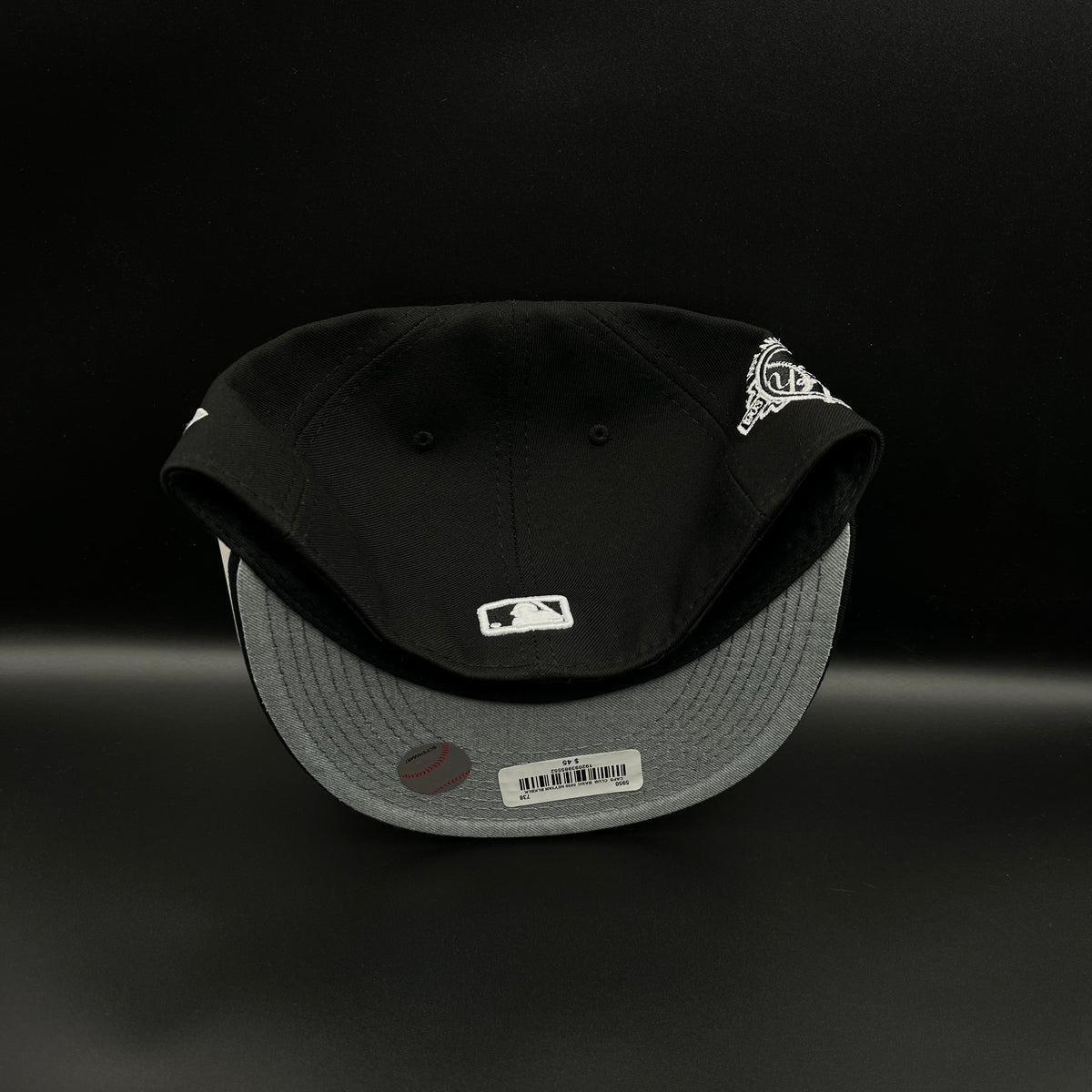 New Era cerrada talla 7 1/8 56.8cm