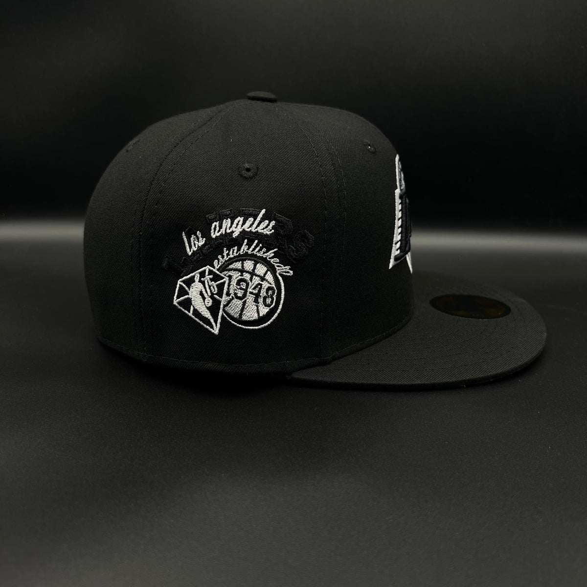 New Era cerrada talla 7 1/8 56.8cm