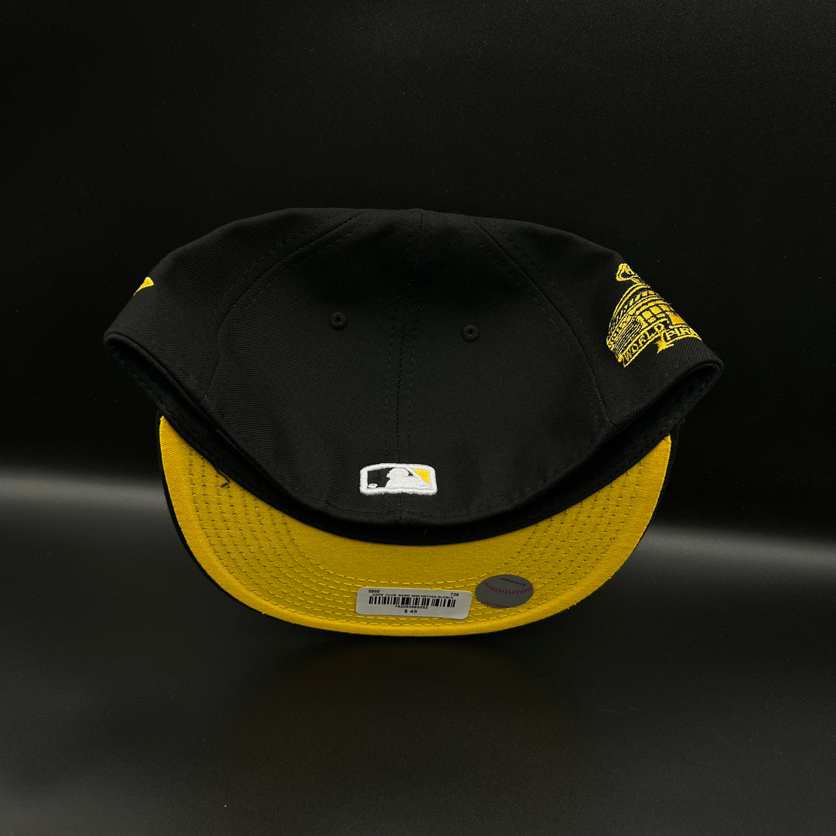New Era cerrada talla 7 1/8 56.8cm