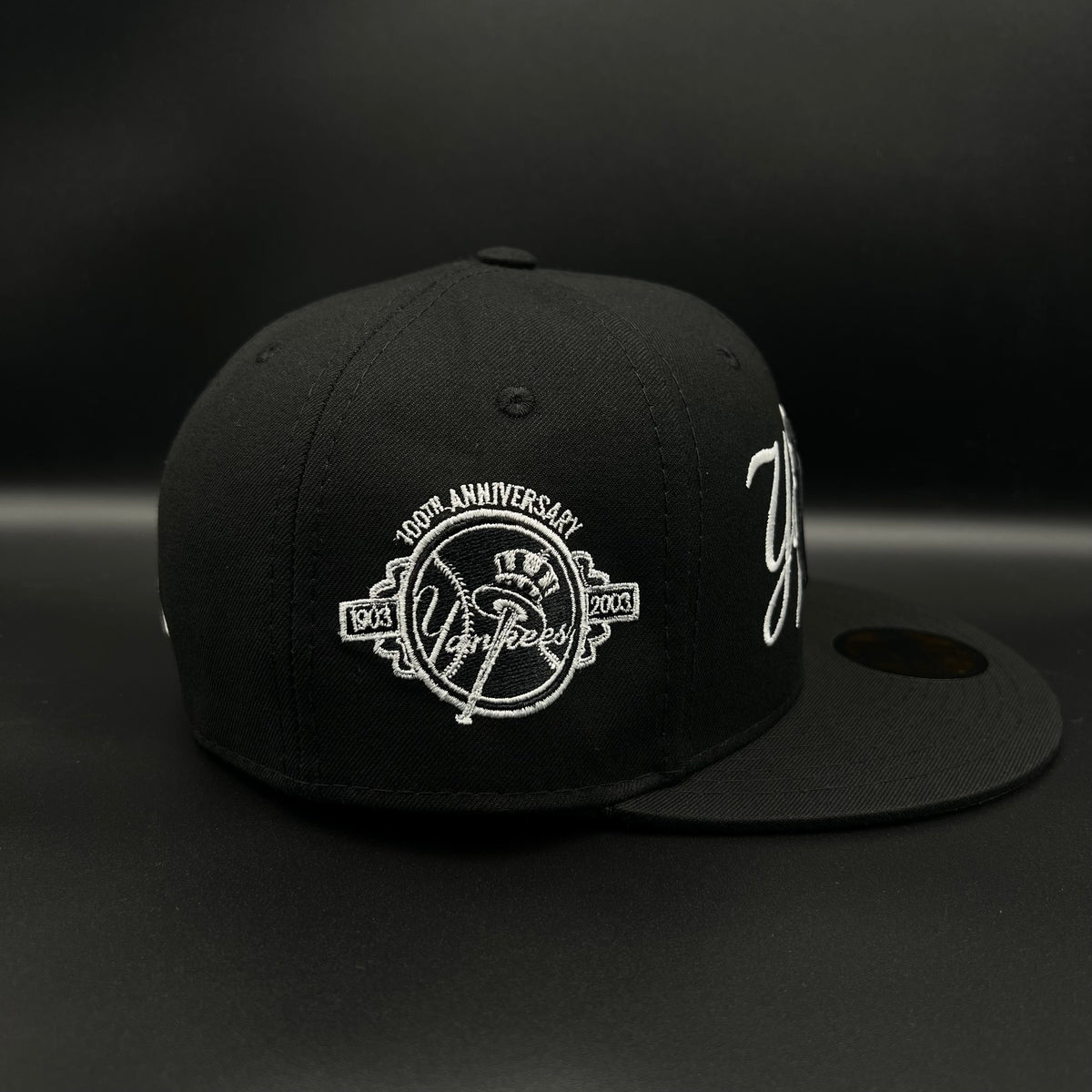 New Era cerrada talla 7 1/8 56.8cm