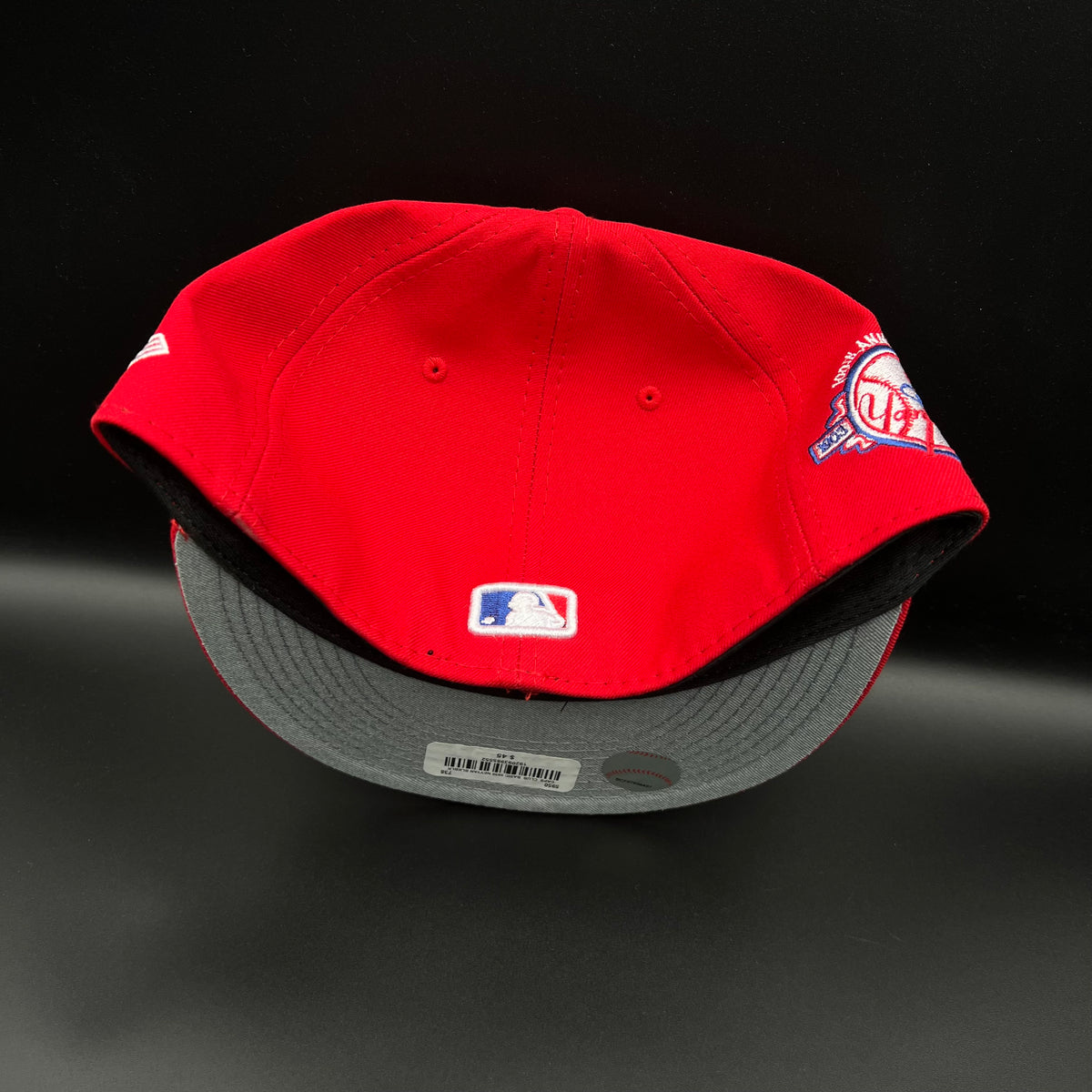 New Era cerrada talla 7 1/8 56.8cm