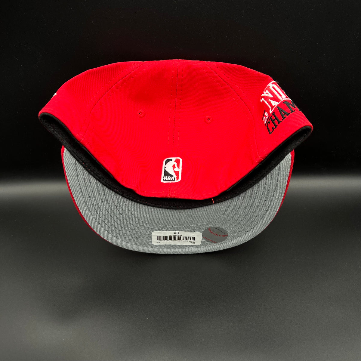 New Era cerrada talla 7 1/8 56.8cm