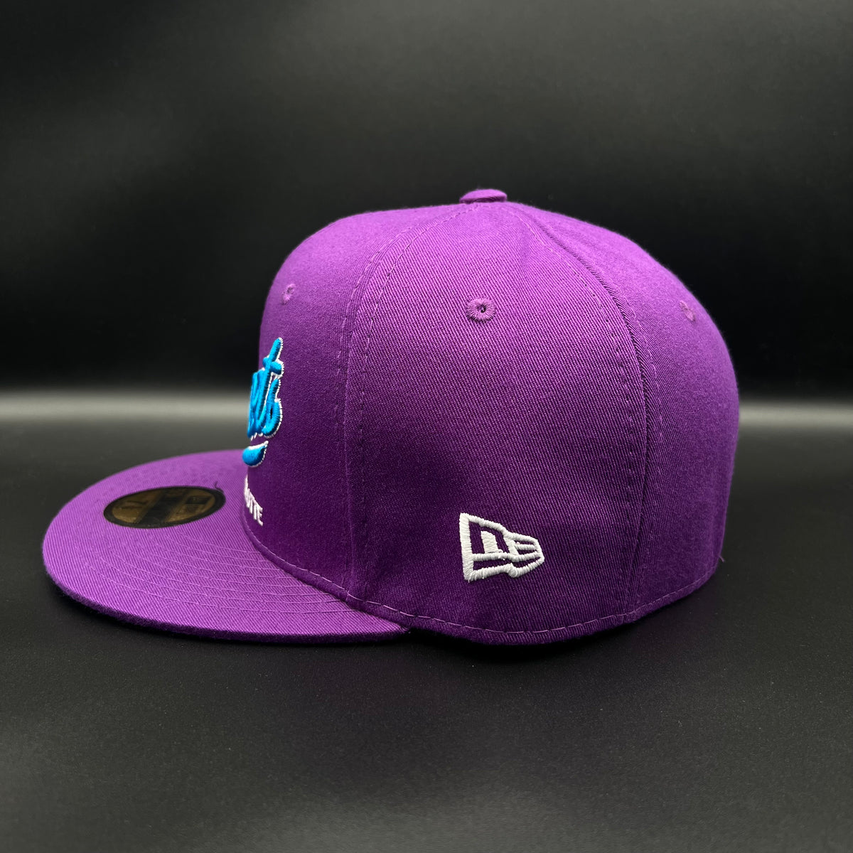 New Era cerrada talla 7 1/8 56.8cm