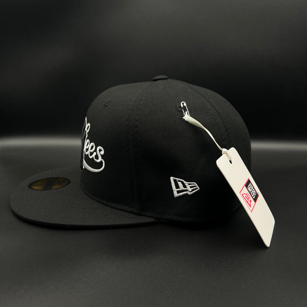 New Era cerrada talla 7 1/8 56.8cm