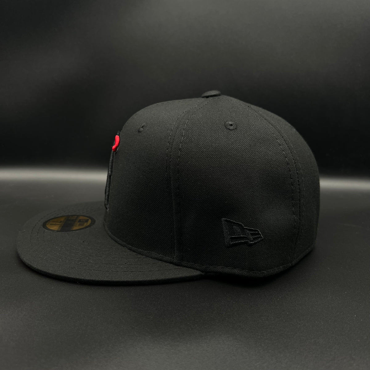 New Era cerrada talla 7 1/8 56.8cm