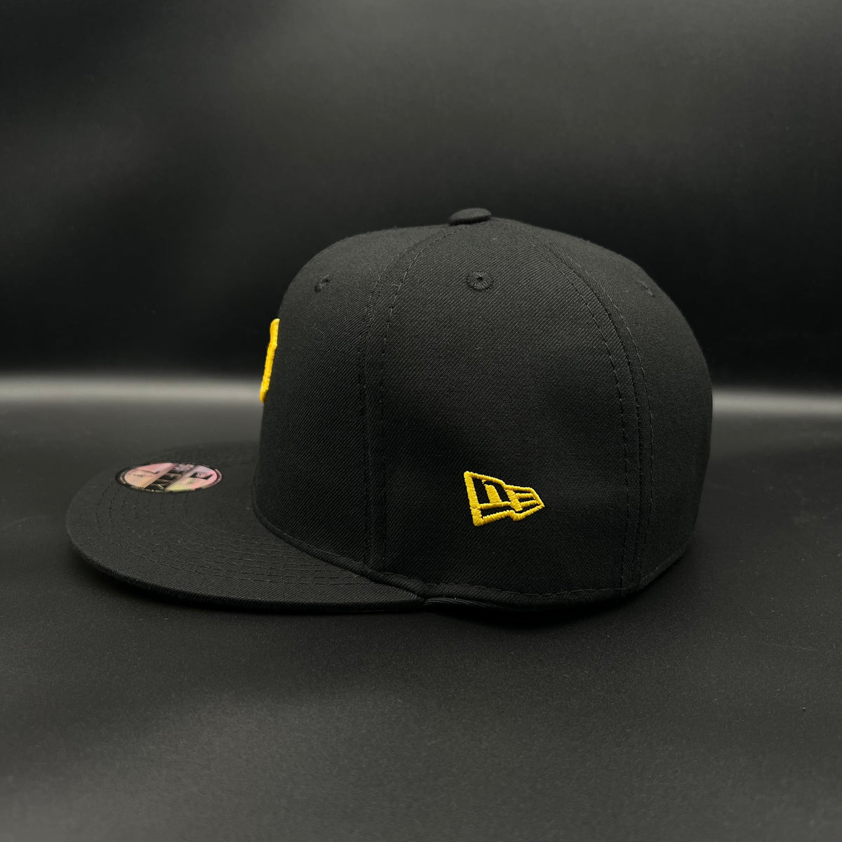 New Era cerrada talla 7 1/8 56.8cm