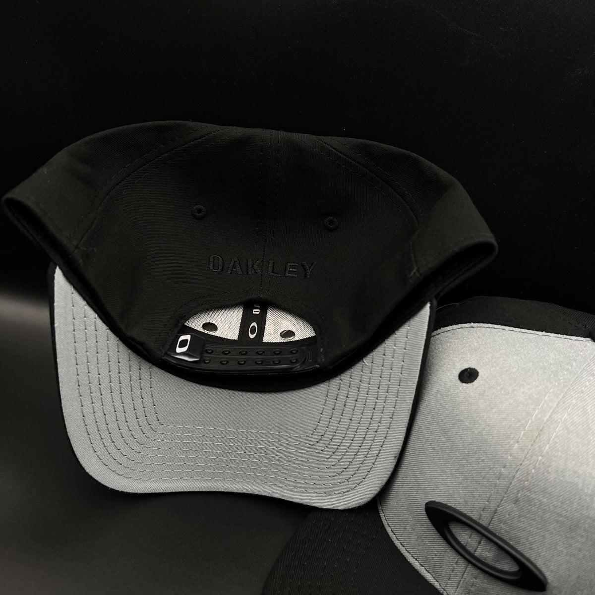 Gorras Oakley ajustables
