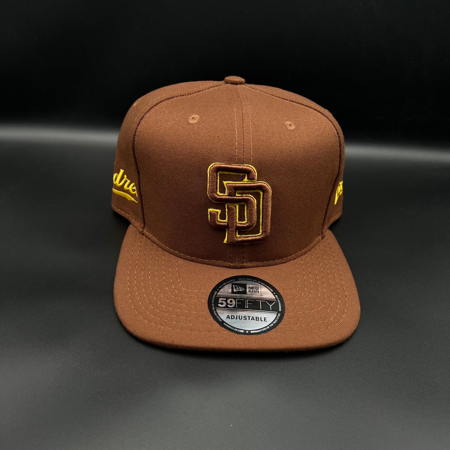 New Era ajustable (Broche)
