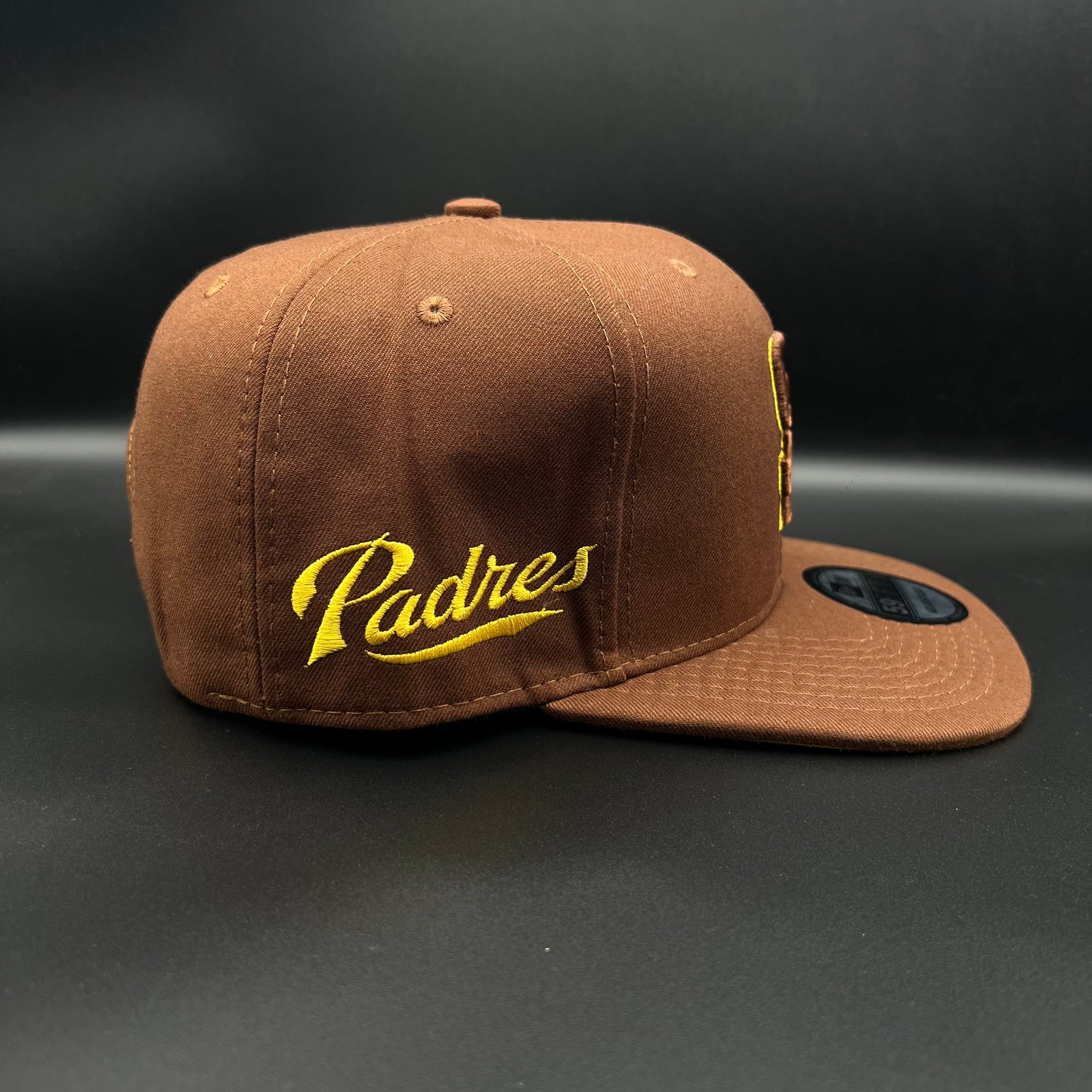 New Era ajustable (Broche)